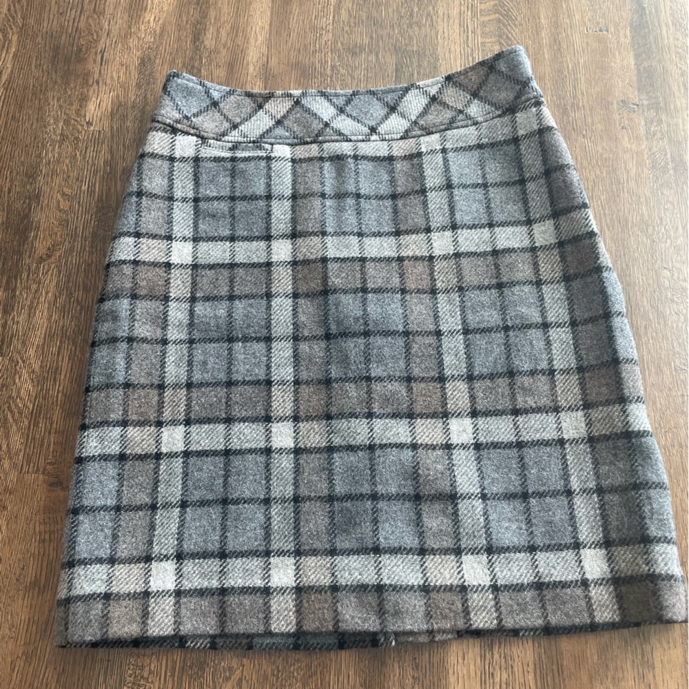 LLBean Vintage Wool Skirt Gray Tan Plaid Classic Preppy - size 6P